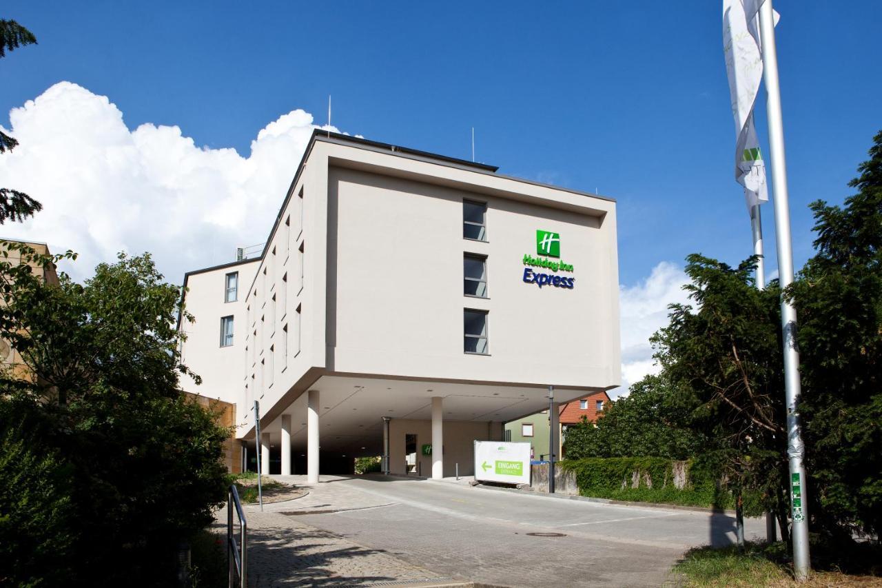 Holiday Inn Express Fuerth By Ihg Bagian luar foto