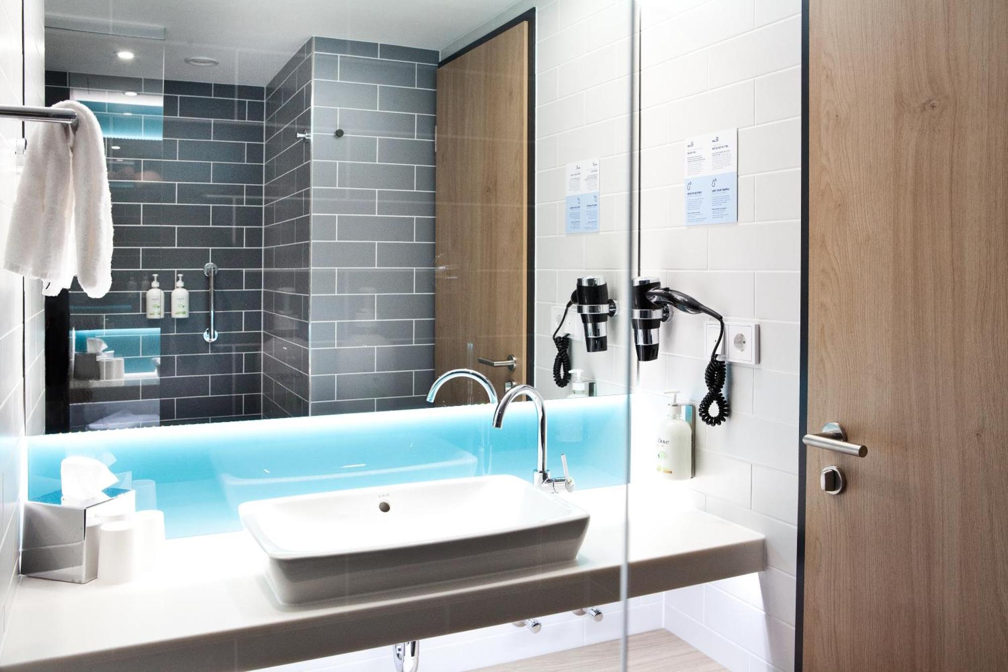 Holiday Inn Express Fuerth By Ihg Bagian luar foto